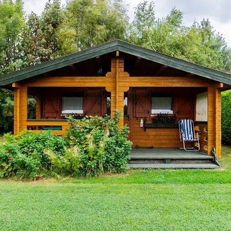 Holiday home Bajkowy Zakatek Rusinowo - Dwa Baseny, Silownia, Plac Zabaw, Bardzo Blisko Plazy